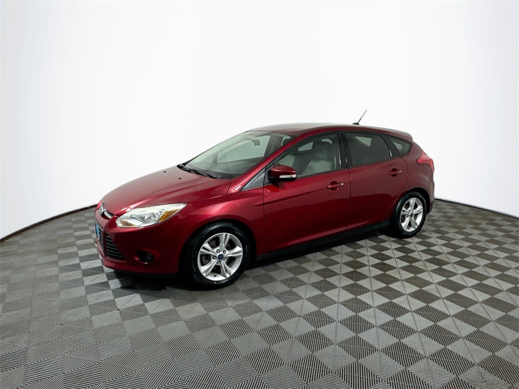 2014 Ford Focus SE photo 2