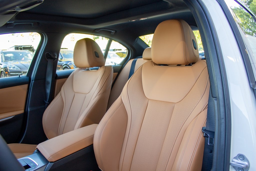 2025 Bmw 330i xDrive photo 12