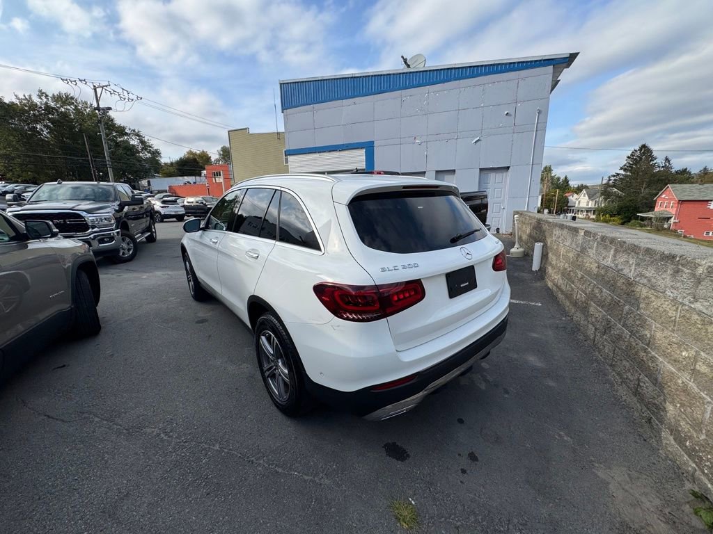 2022 Mercedes Benz GLC 300 4MATIC photo 3