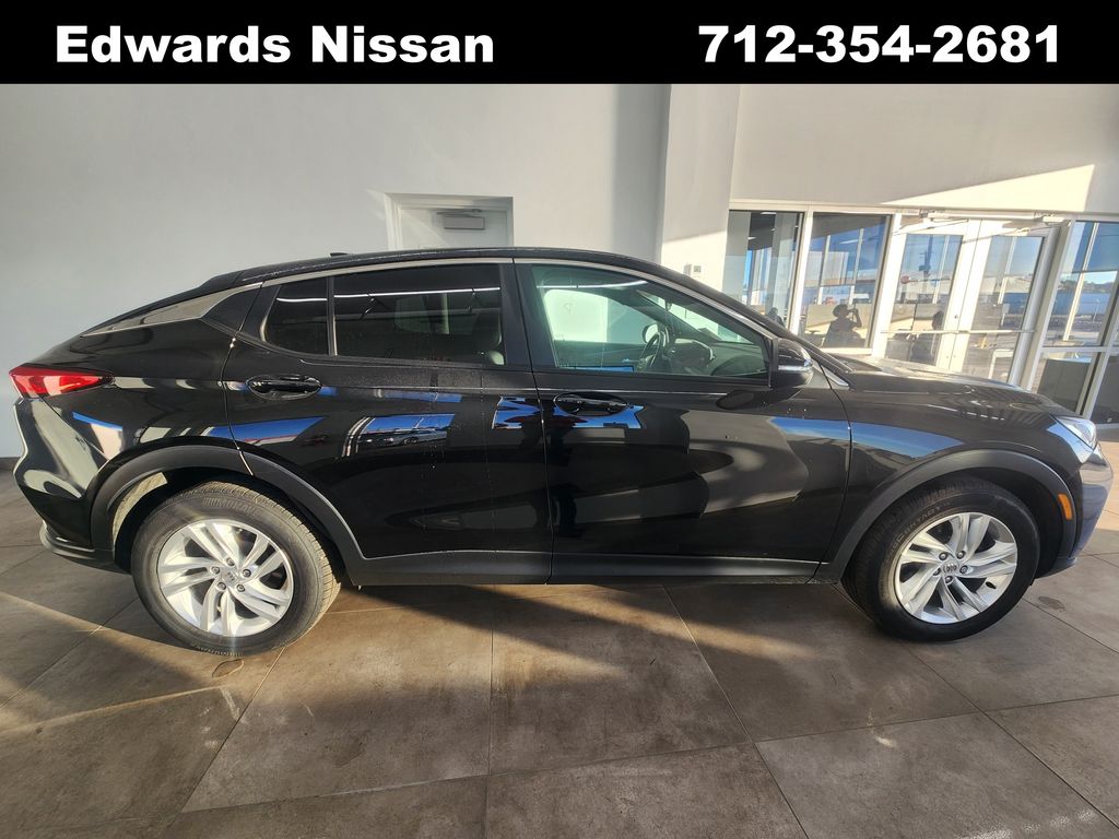 2025 Buick Envista Preferred's photo