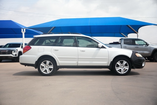 2006 Subaru Outback photo 3