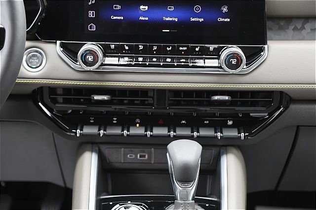2024 Chevrolet Colorado ZR2 photo 13