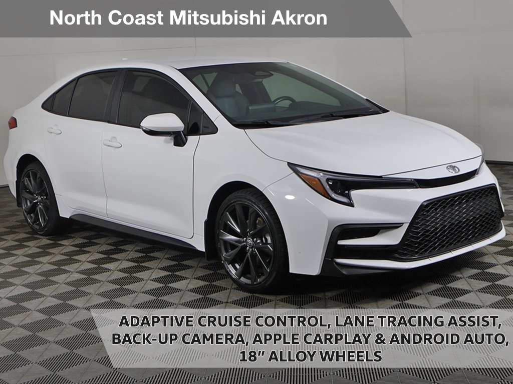 2024 Toyota Corolla SE's photo