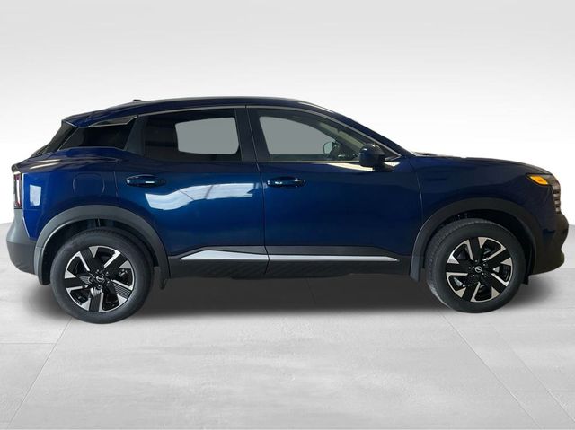 2025 Nissan Kicks SV photo 3