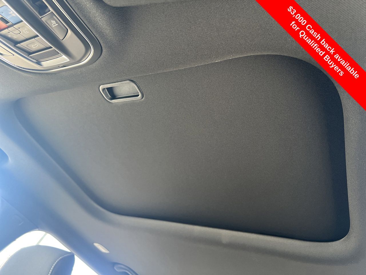 2025 Jeep Grand Cherokee Laredo X photo 3