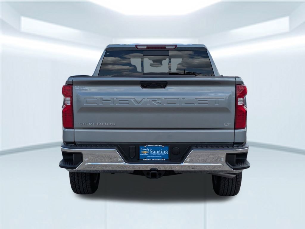 2025 Chevrolet Silverado 1500 LT photo 4