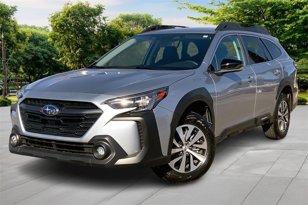 2025 Subaru Outback Premium's photo