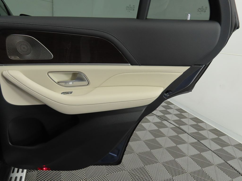 2026 Mercedes Benz GLE 53 AMG 4MATIC photo 23