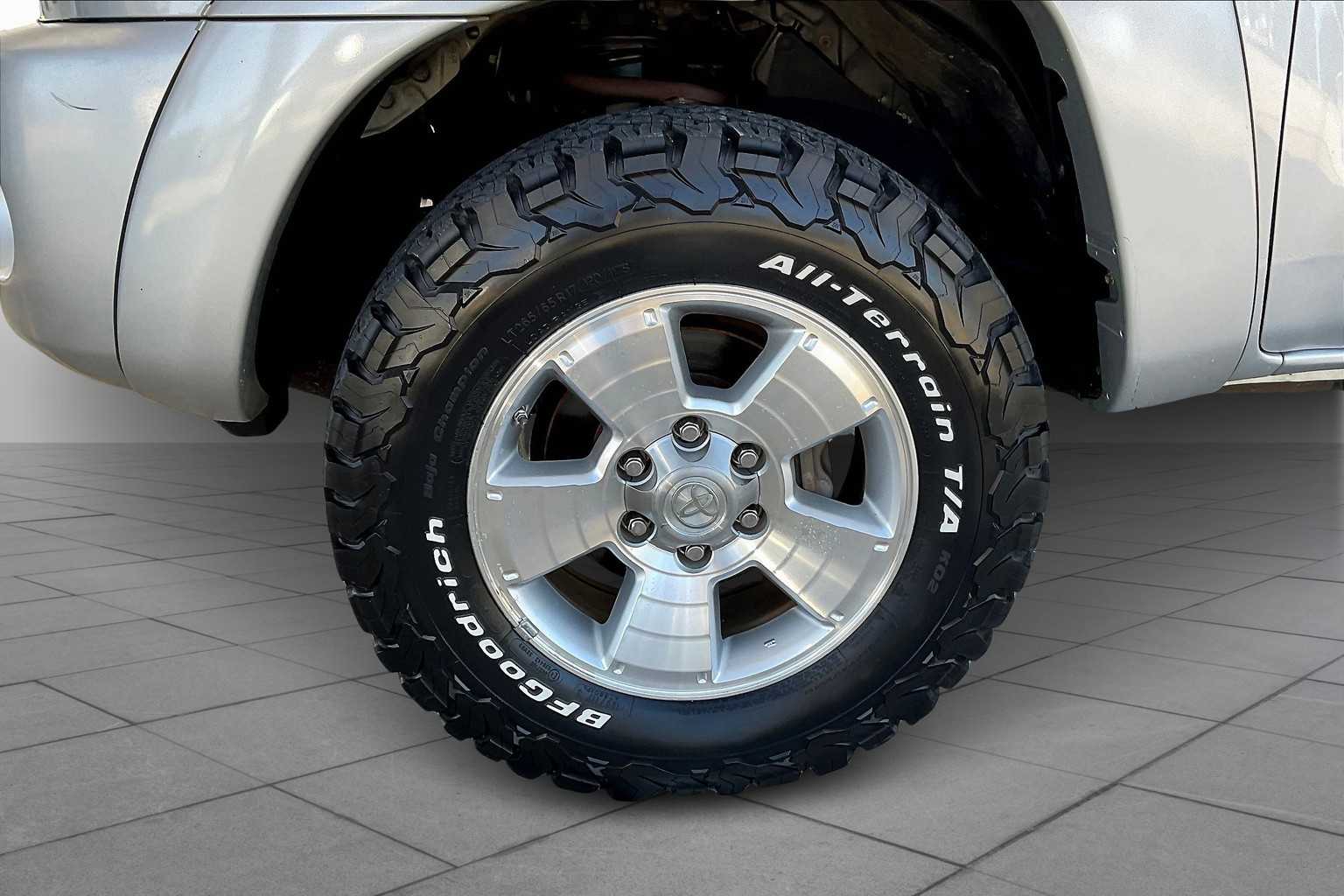 2007 Toyota Tacoma PreRunner photo 10