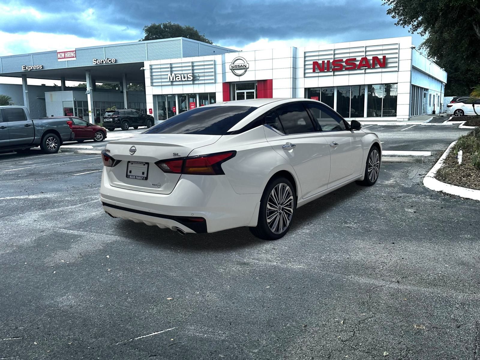 2025 Nissan Altima 2.5 SL photo 3