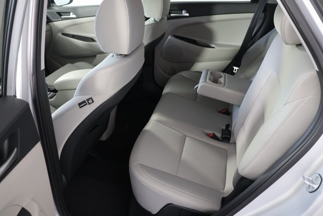 2019 Hyundai Tucson SE photo 18