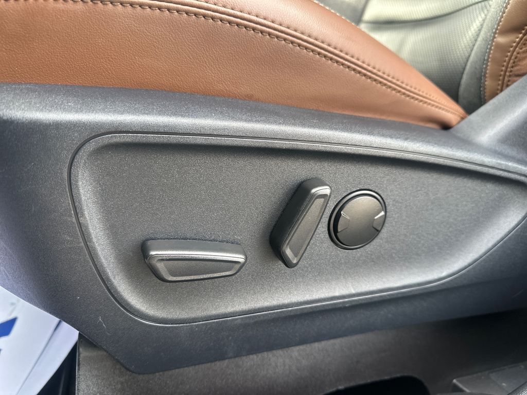 2021 Ford Bronco Sport Outer Banks photo 3