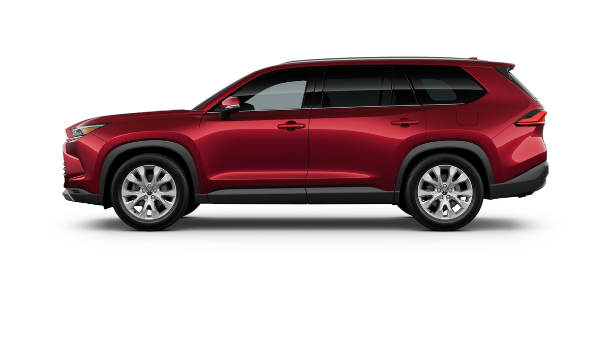 2025 Toyota Grand Highlander Limited AWD photo 3