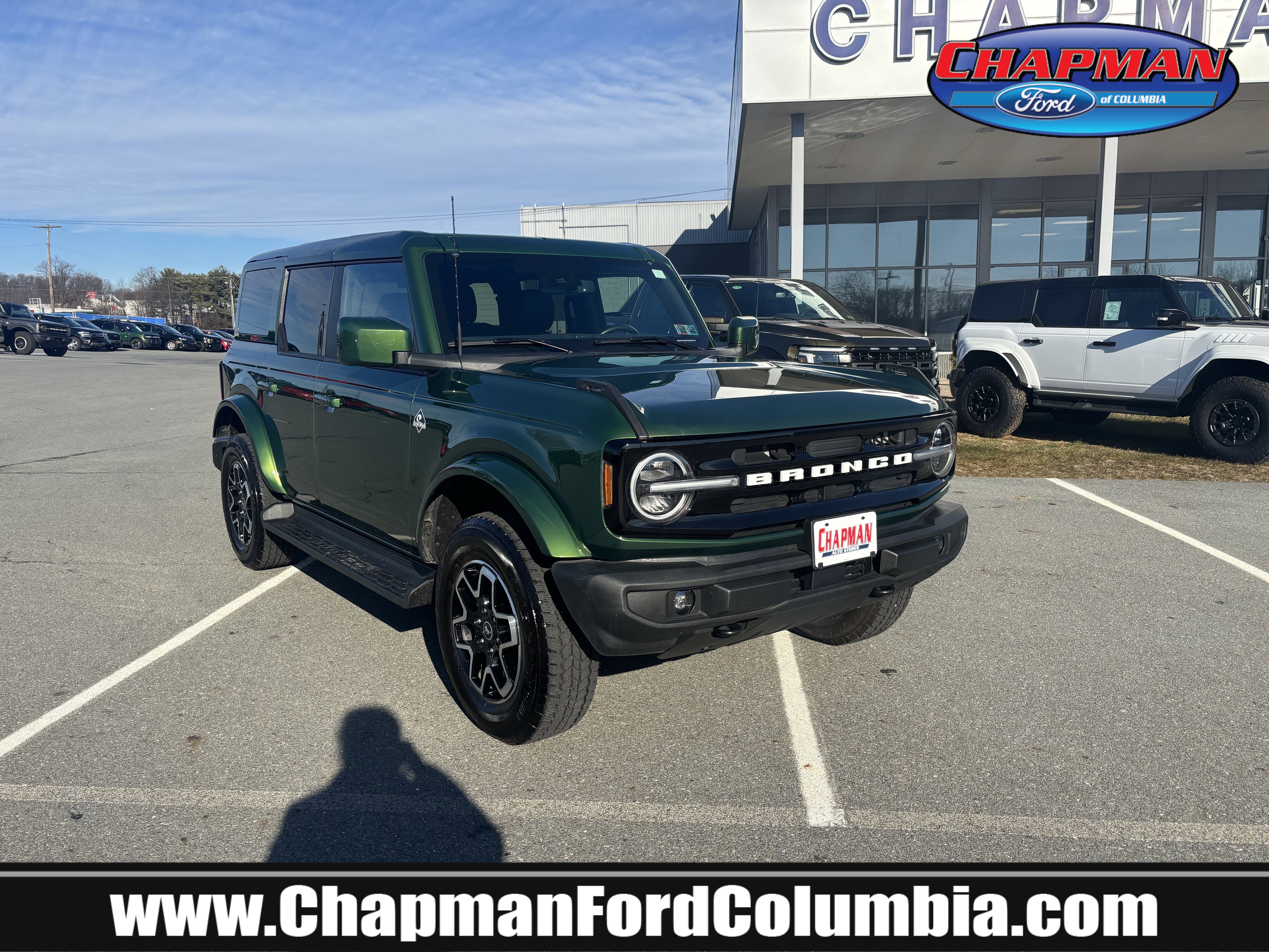 2025 Ford Bronco Outer Banks's photo