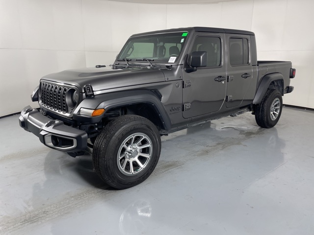 2024 Jeep Gladiator Sport photo 4