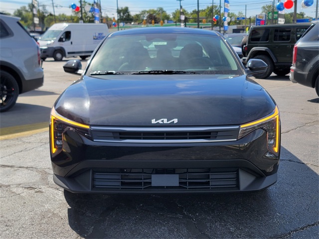 2025 Kia K4 LX photo 8
