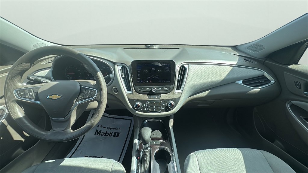 2022 Chevrolet Malibu 1LT photo 14