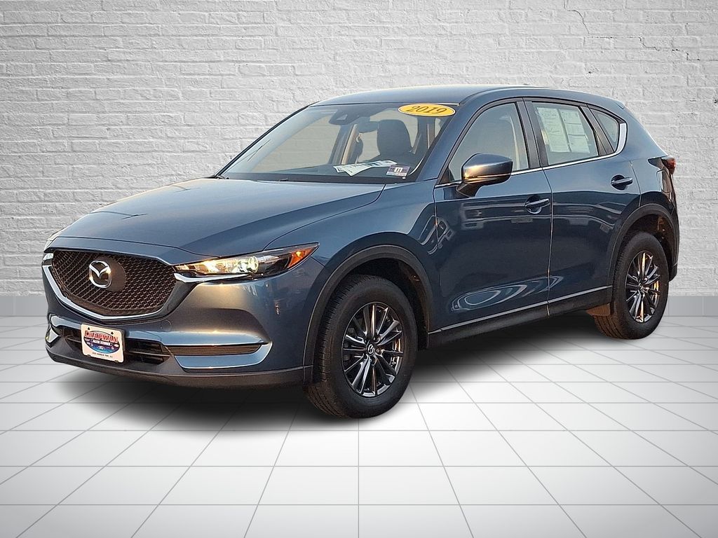 2019 Mazda CX-5 Sport's photo