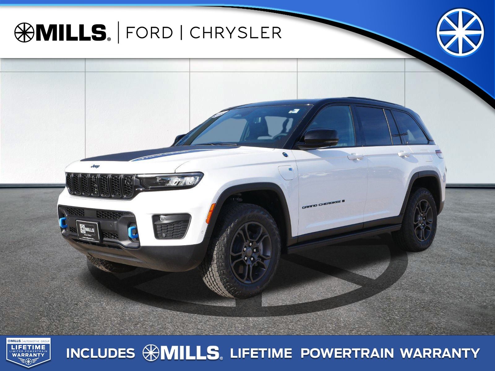 2024 Jeep Grand Cherokee Trailhawk 4xe's photo
