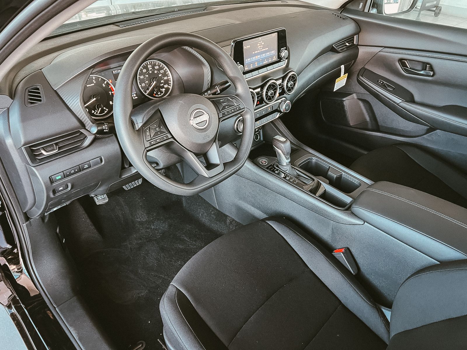 2025 Nissan Sentra S photo 21