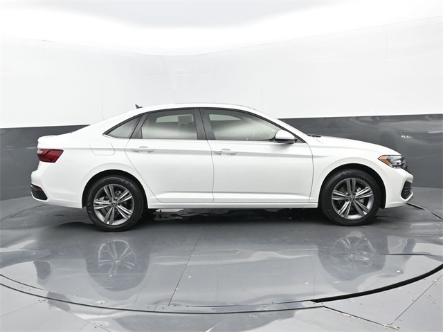 3VW7M7BU3RM099058