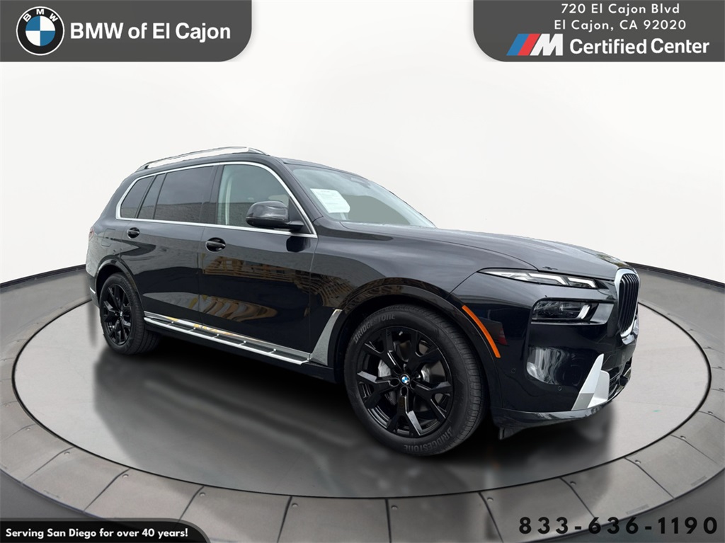 2025 BMW X7 40i's photo