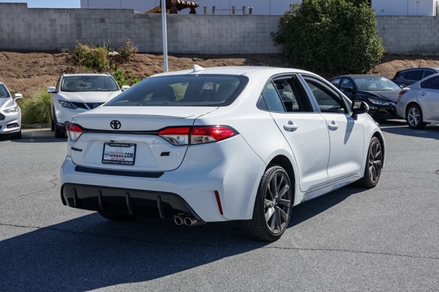 2023 Toyota Corolla SE photo 2
