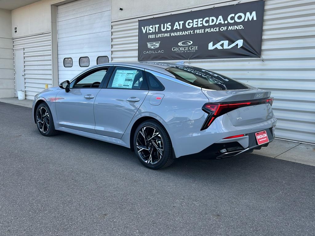 2026 Kia K5 GT-Line photo 4