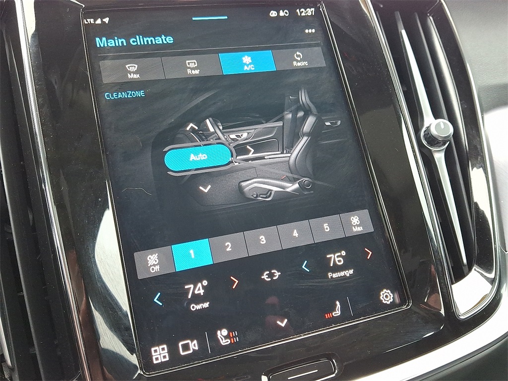 2025 Volvo S60 B5 Core photo 16