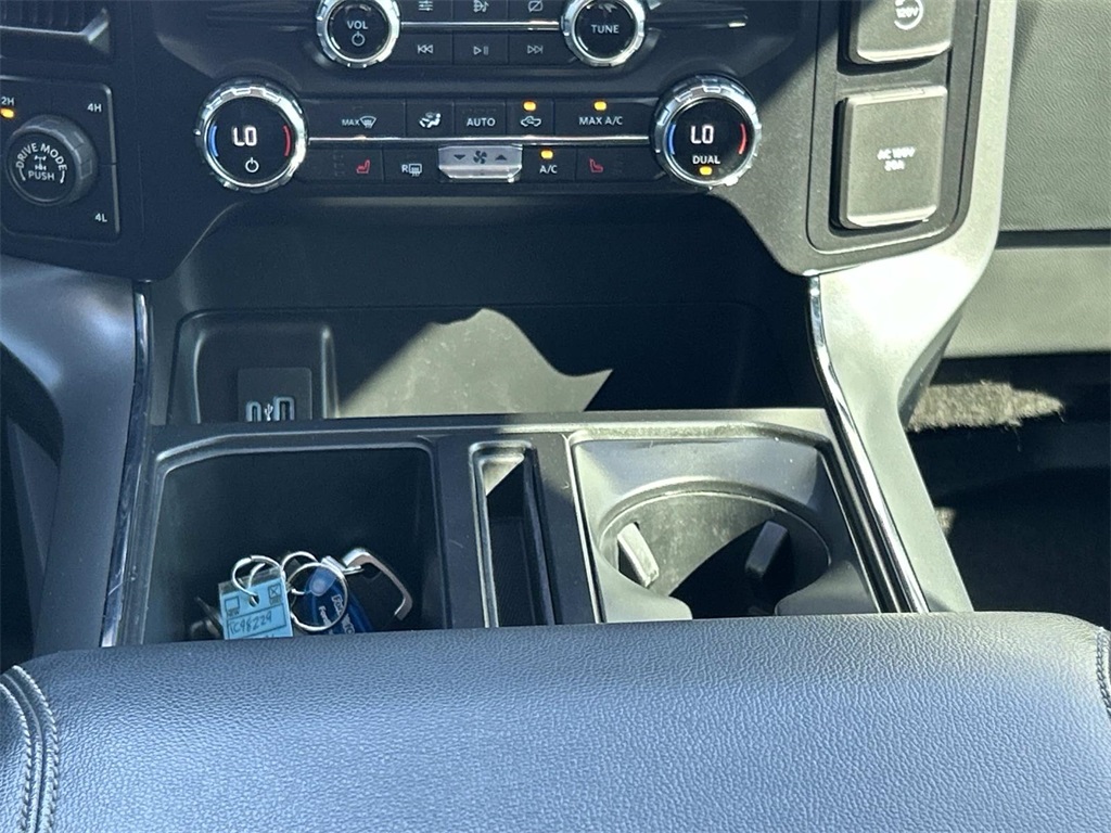 2021 Ford F-150 XLT photo 16