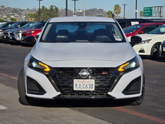 2024 Nissan Altima 2.5 SR photo 3