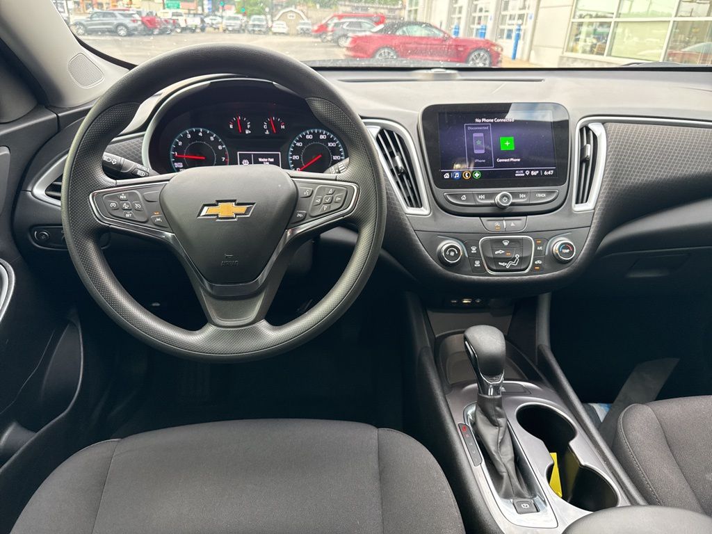2023 Chevrolet Malibu LS photo 24