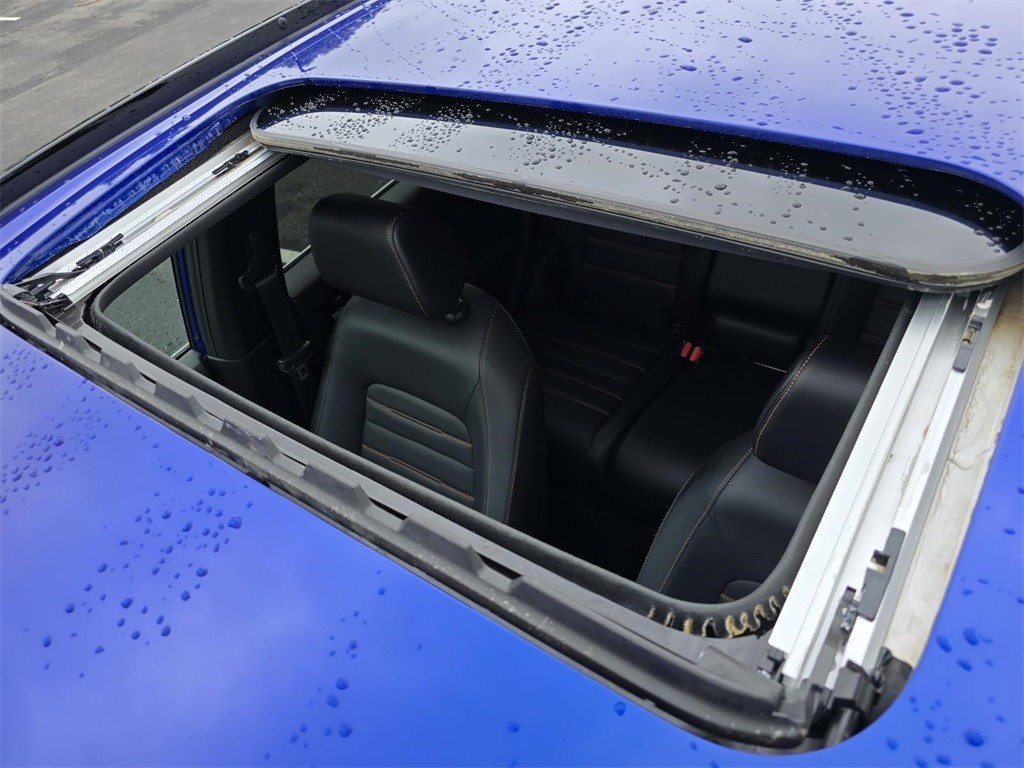 2023 Honda CR-V Hybrid Sport Touring photo 2