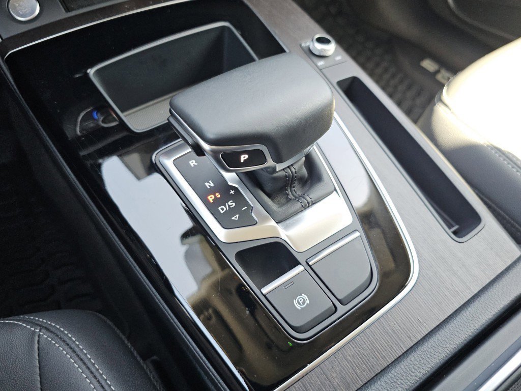 2022 Audi Q5 45 S line Premium photo 29