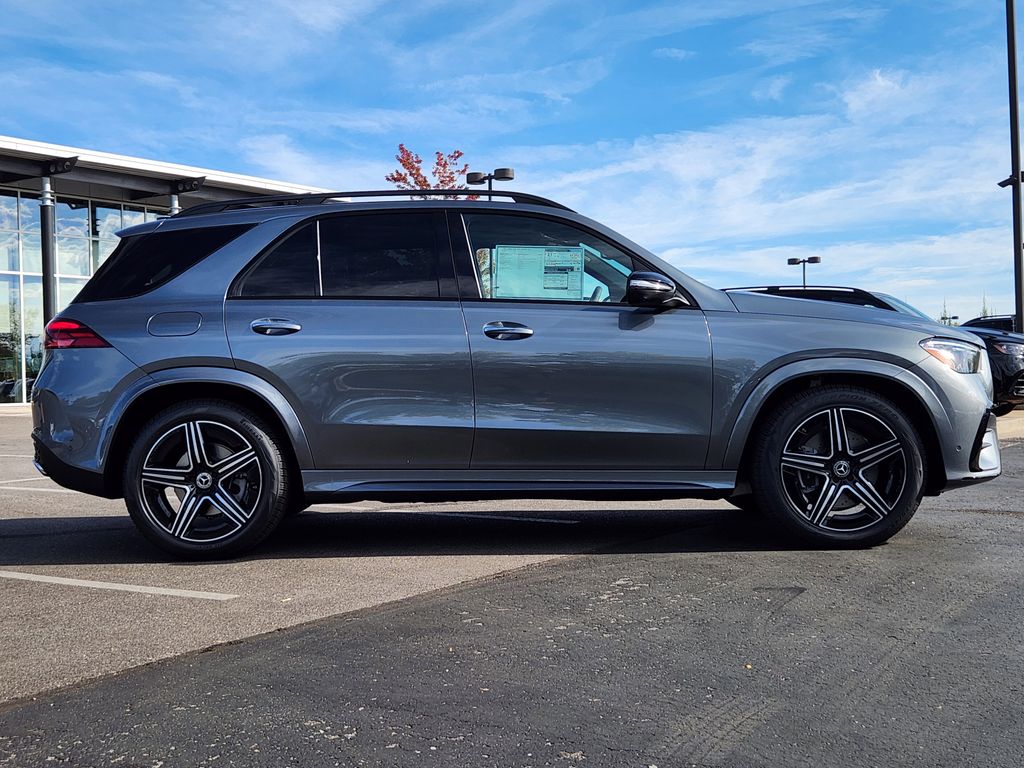 2026 Mercedes Benz GLE 450 4MATIC photo 2