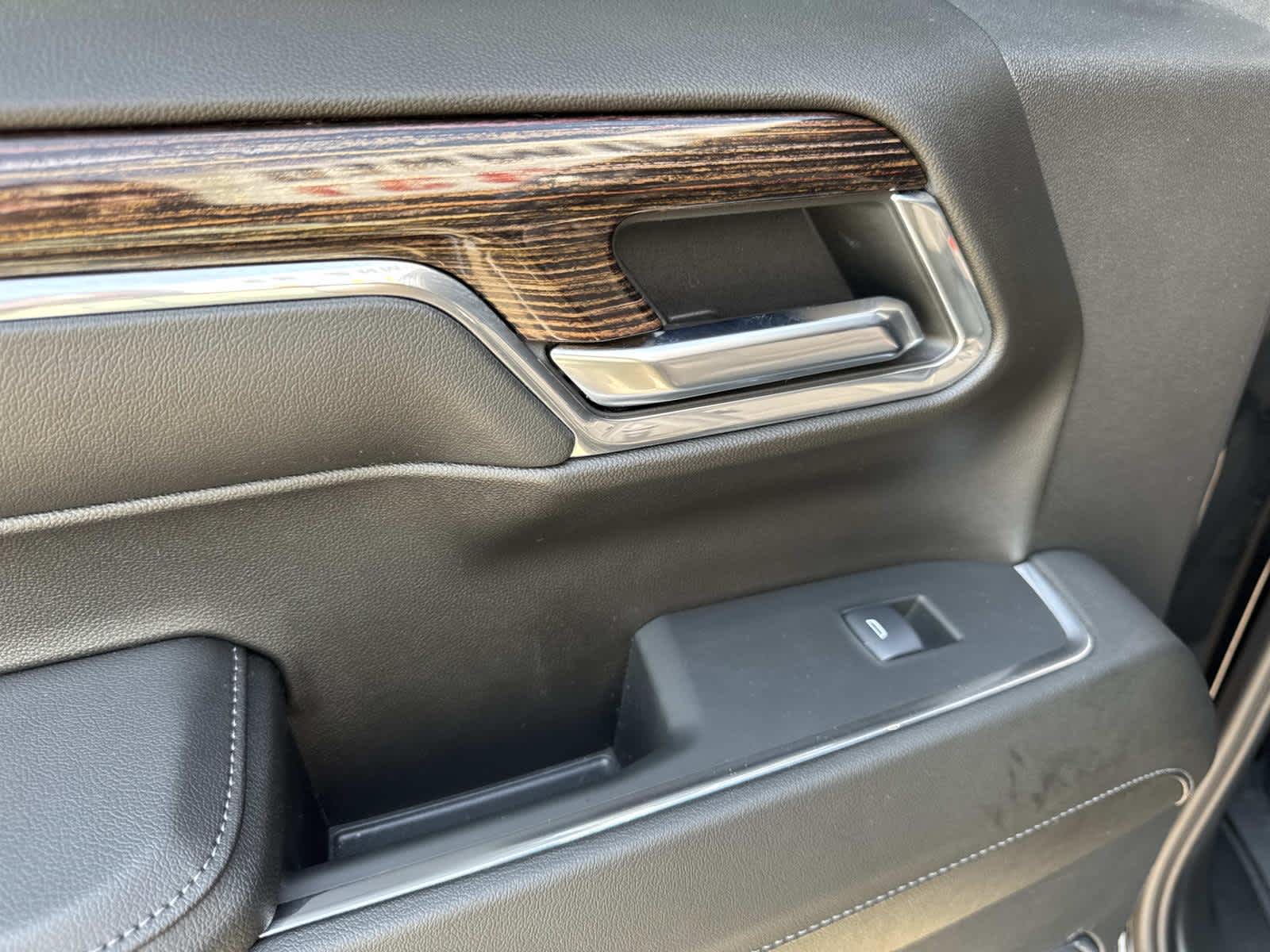 2024 Gmc Sierra 1500 Elevation photo 26