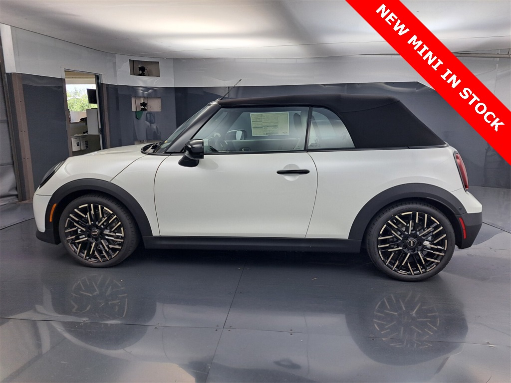 2025 Mini Cooper S Convertible Iconic photo 6