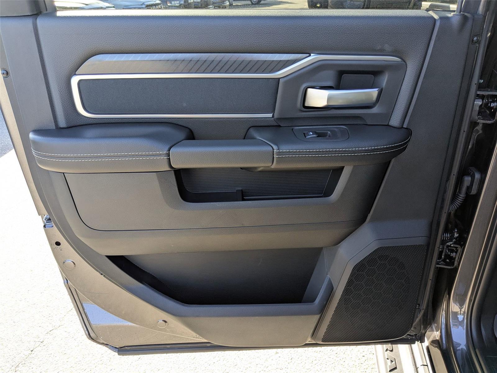 2026 Ram 3500 Big Horn photo 22