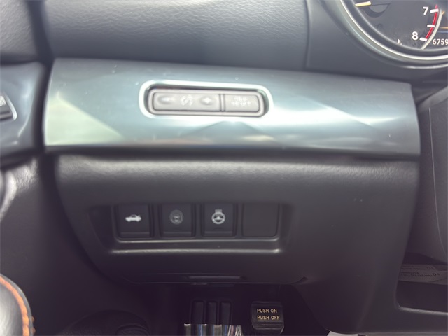 2020 Nissan Maxima SR photo 24