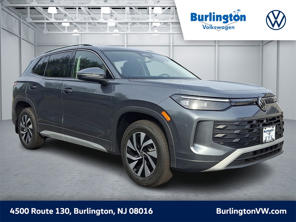 2025 Volkswagen Tiguan S's photo