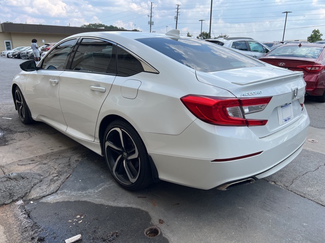 2018 Honda Accord Sport photo 2