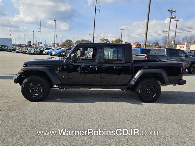 2026 Jeep Gladiator Sport photo 4