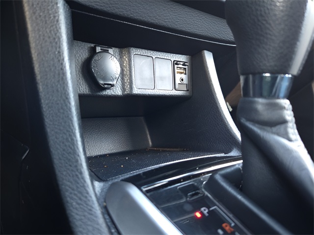 2014 Toyota Corolla Plus photo 24