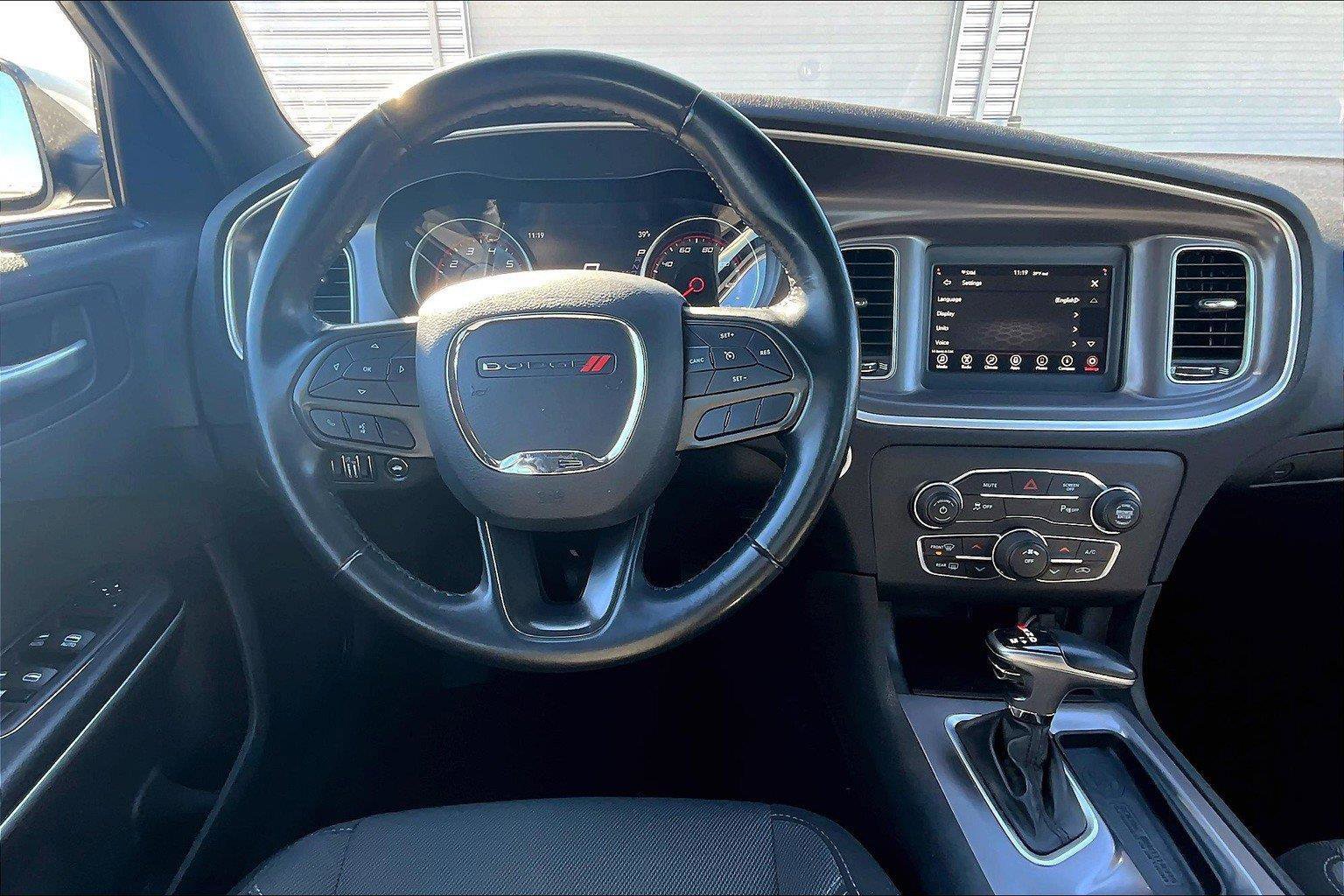 2022 Dodge Charger SXT photo 5