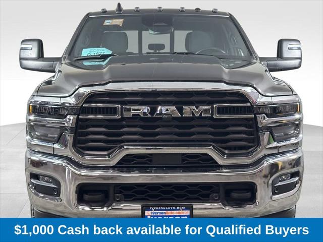 2025 Ram 2500 Tradesman photo 2