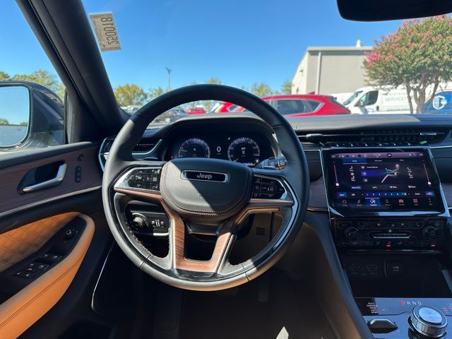 2025 Jeep Grand Cherokee L Summit photo 15