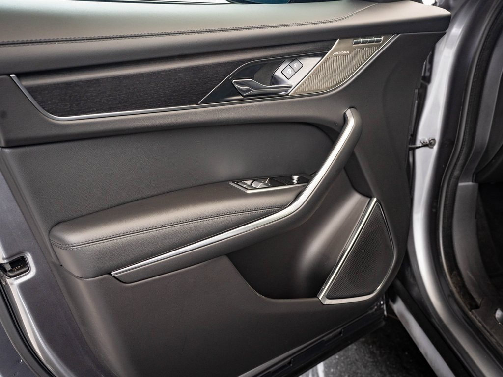 2022 Jaguar F-PACE P250 S photo 23
