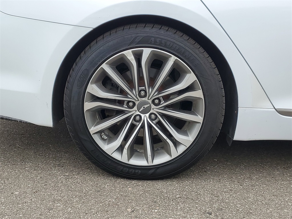 2015 Hyundai Genesis 3.8 photo 5