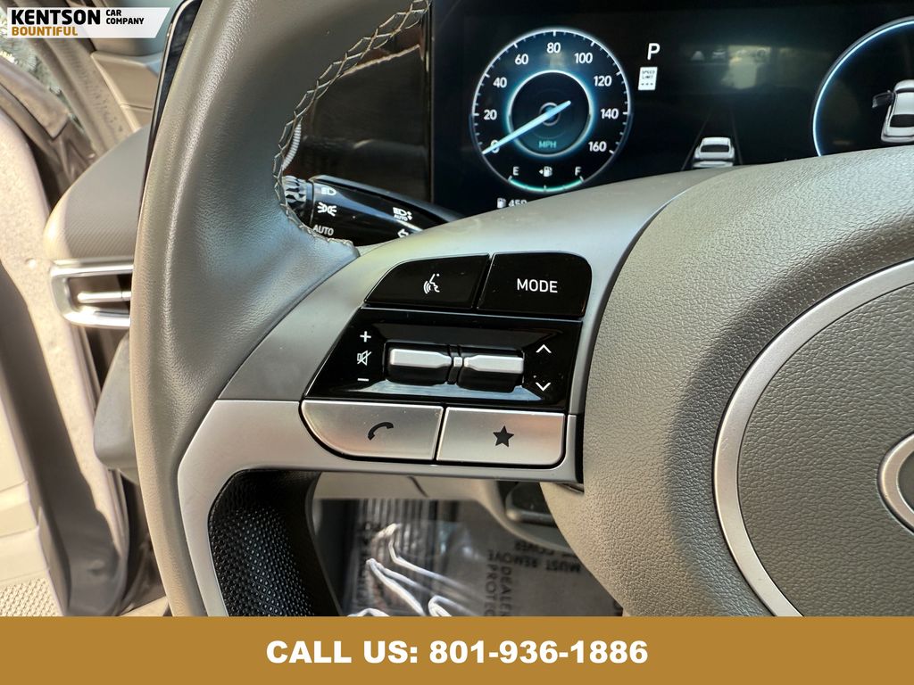 2025 Hyundai Elantra SEL Convenience photo 13
