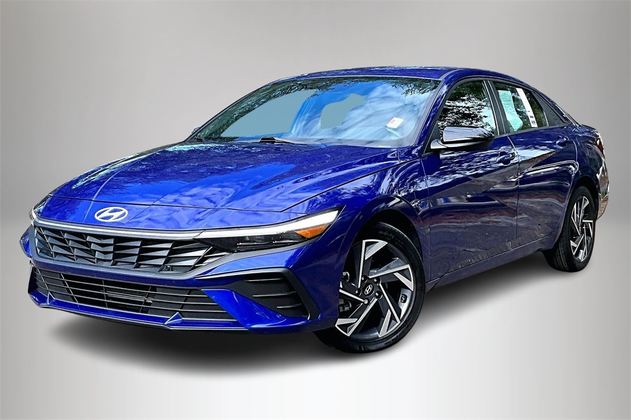 2025 Hyundai Elantra SEL's photo